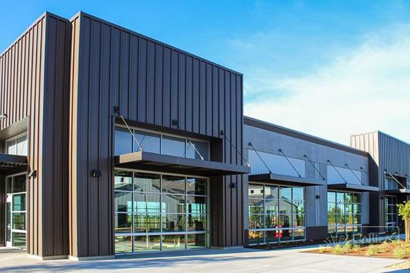 Offices @ Mace Ranch: NWC of Mace Blvd & Alhambra Dr, El Macero, CA 95618
